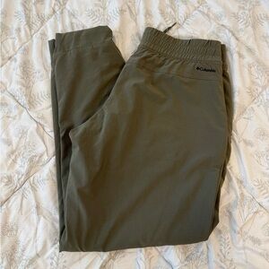 Columbia Green Pants
